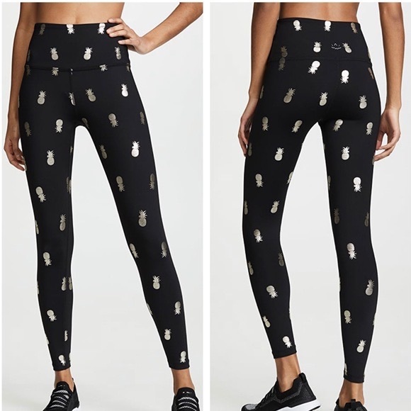 Beyond Yoga Black Gold Pineapple Alloy 